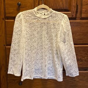 Size M Gap long sleeve sheer shirt, cream colored